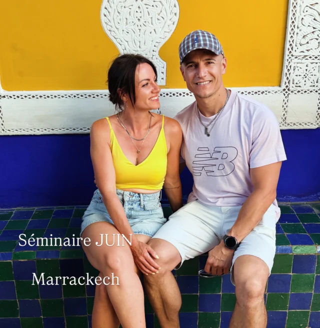 Séminaire Marrackech organisé par @masterclass.event
3 jours de formation pour thème : l’élégance du brunOn y a vu peu de placements , les règles à respecter pour ne pas dénaturer .Mais on a aussi passé du temps à décompresser et c’est ça l’avantage 🤪 c’est d’allier les deuxUne très belle semaine accompagnée de mes proches 💛💛